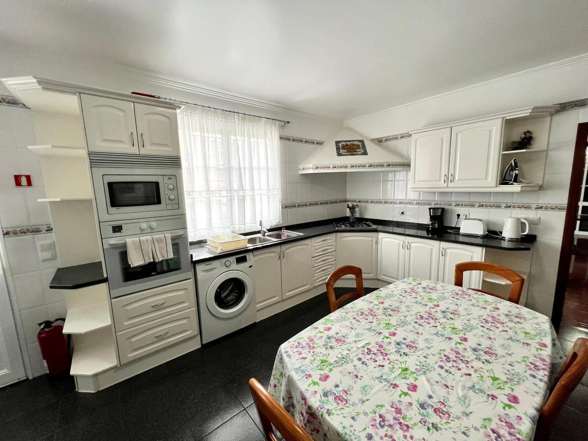 Classic Tranquil Madeiran 4-Bedroom Villa Funchal Екстер'єр фото