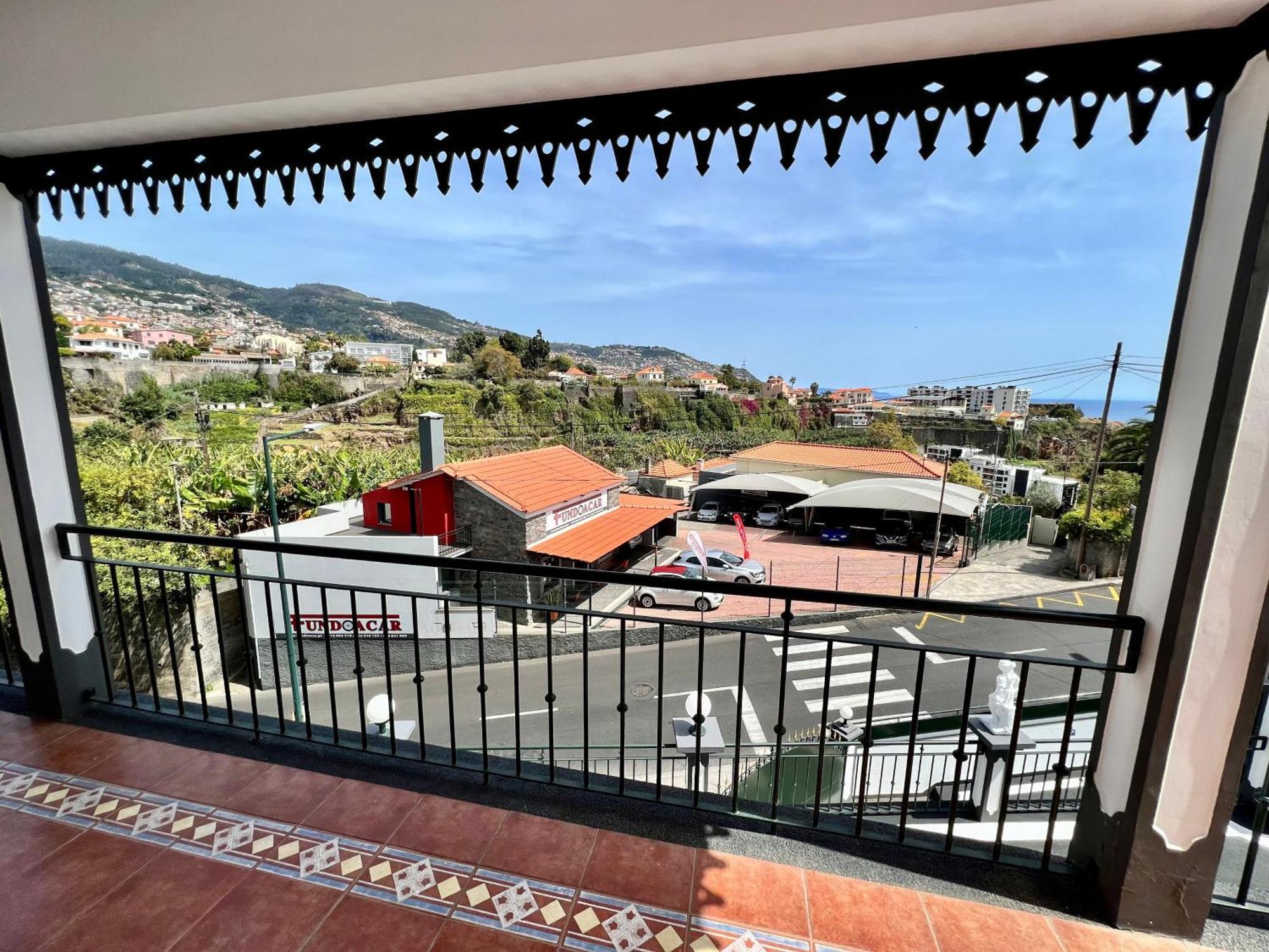 Classic Tranquil Madeiran 4-Bedroom Villa Funchal Екстер'єр фото